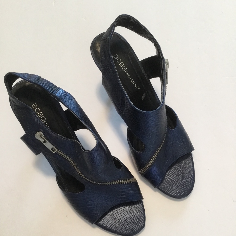 BCBGeneration Leather Uppers/ Man Made Lining/ Sole Blue Size 8